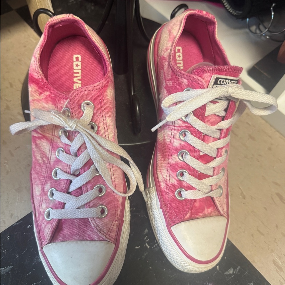 Converse Women's Tie-Dye Pink Sneakers